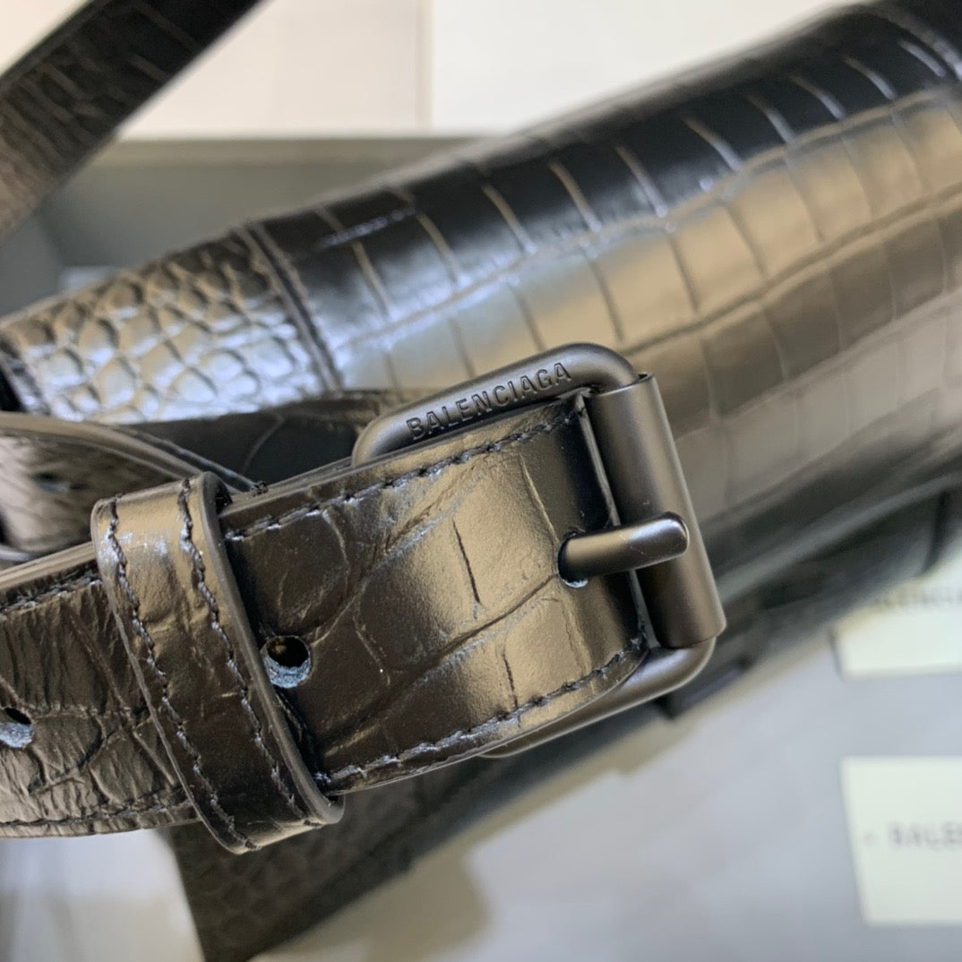 Downtown MeDiorum Shoulder Bag In Black, For Women,  Bags 12.6in/32cm