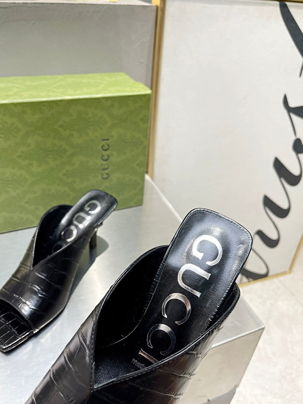 New 1:1 rep Gucci HIGH HEELS 038