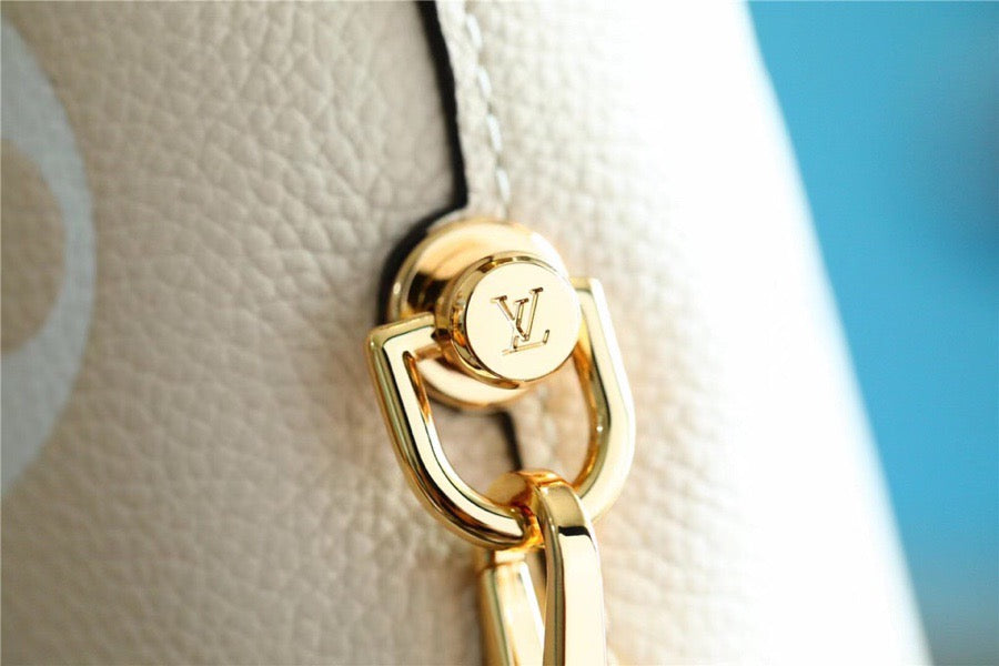 Louis Vuitton Neverfull MM Monogram Canvas Beige For Women,  Shoulder and Crossbody Bags 9.4in/24cm Louis Vuitton 