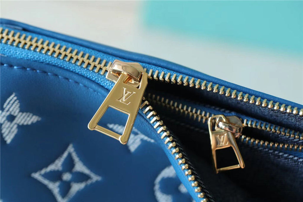 Louis Vuitton Coussin PM Puffy Navy Blue For Women,  Shoulder And Crossbody Bags 10.2n/26cm Louis Vuitton M59392