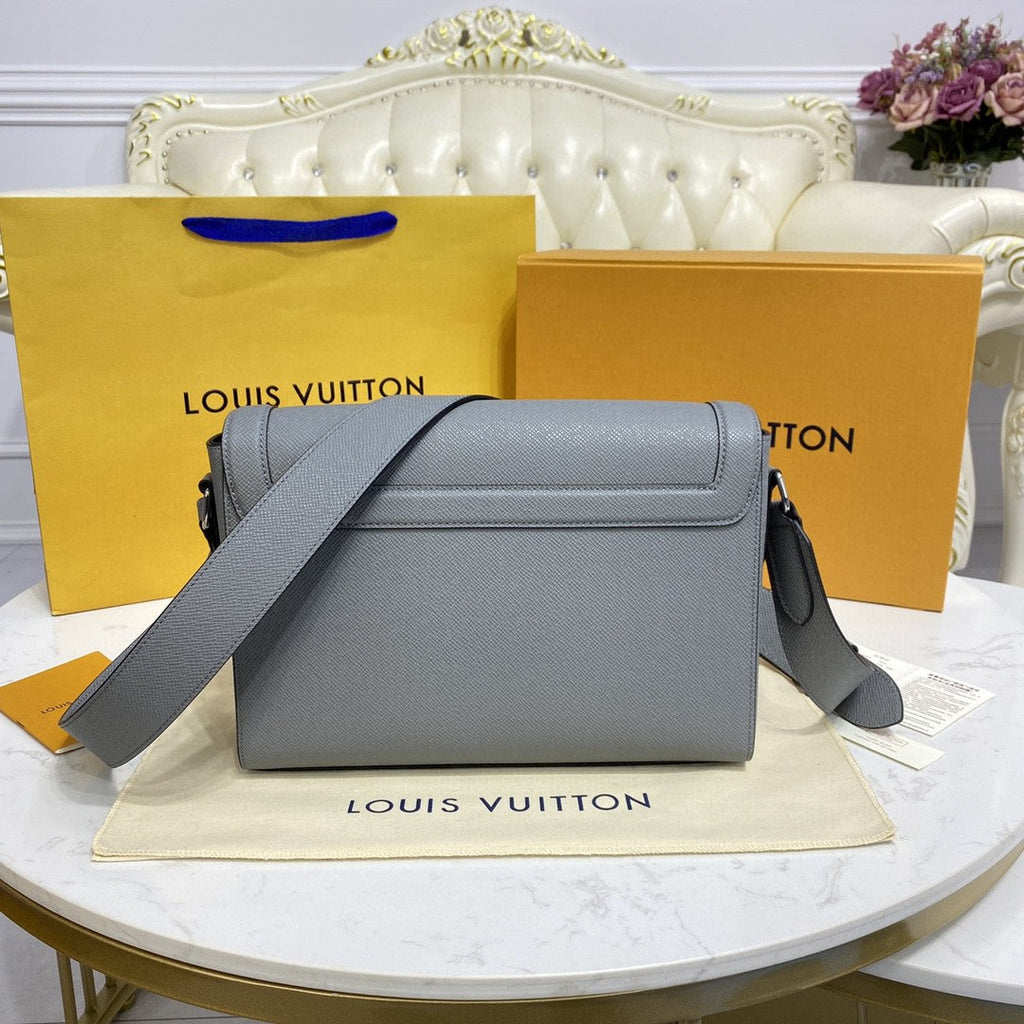 Louis Vuitton New GlamIap Messenger Bag Taiga Grey For Men, Bags, Shoulder And Crossbody Bags 11.1in/28.3cm Louis Vuitton