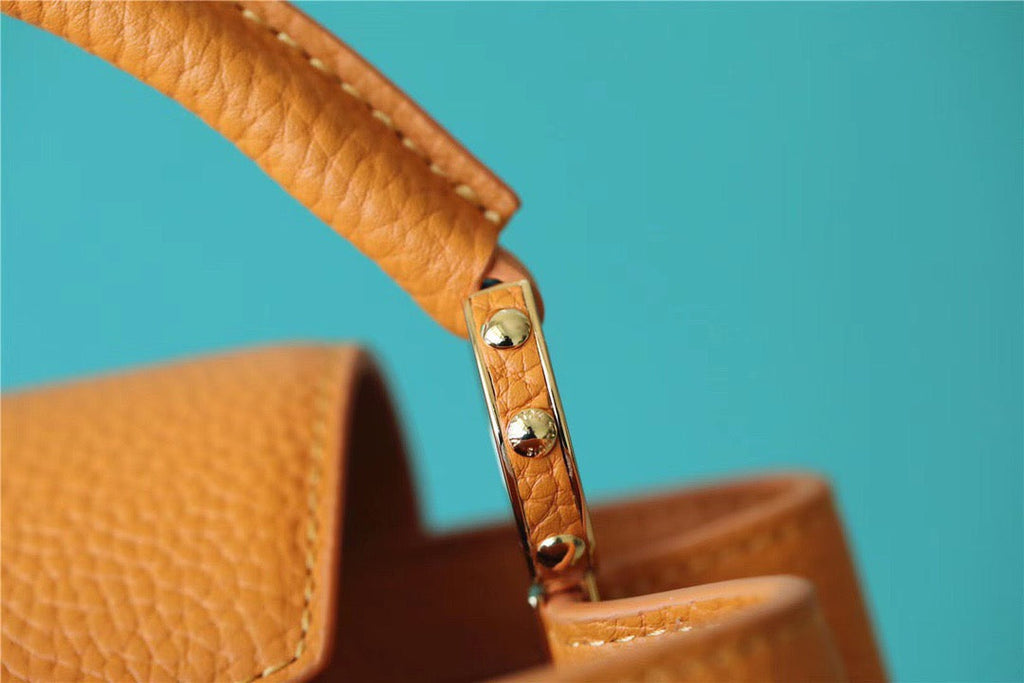 Louis Vuitton Capucines BB Taurillon Jaune Sunbeam For Women,  Shoulder And Crossbody Bags 27cm/10.6in Louis Vuitton 