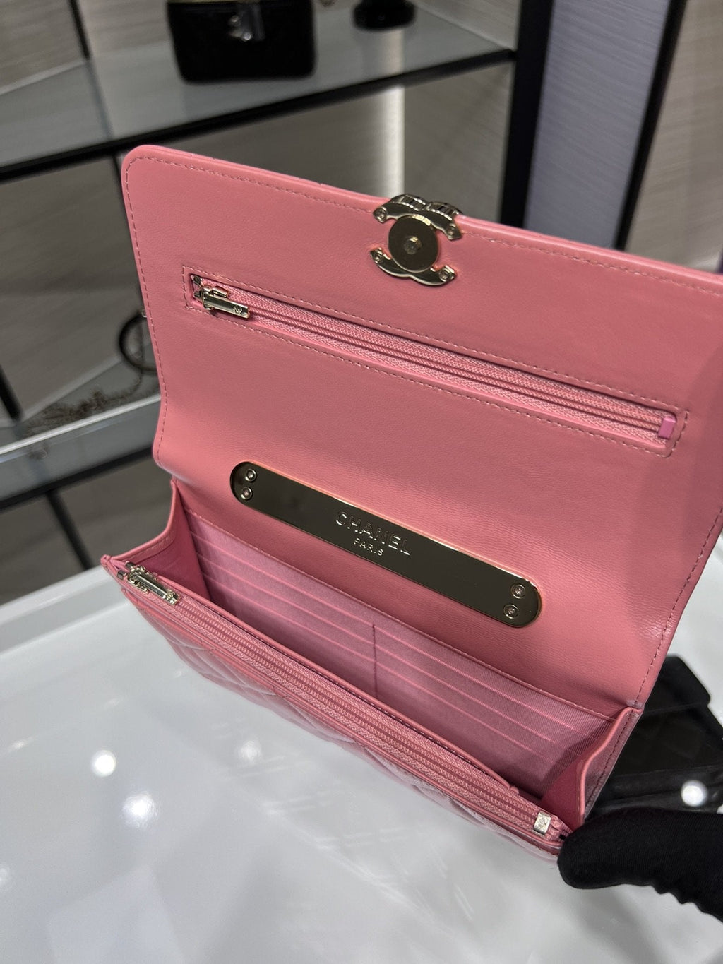 ChanelWOC 19 Chain Wallet Bag Gold Hardware PiNike For Women Handbags, Shoulder Bags 7.5in/19cm
