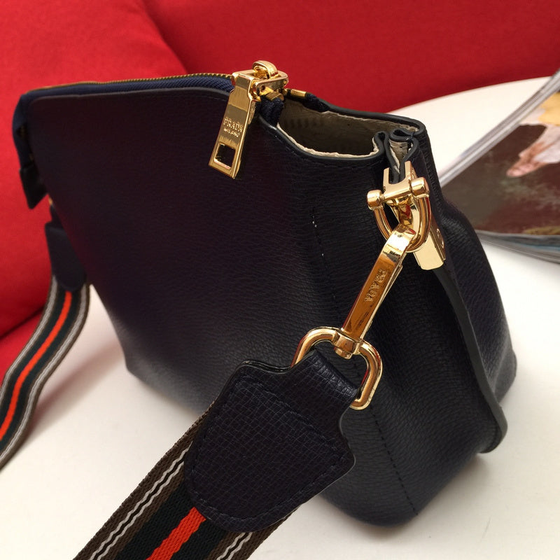 Barnes-Bags - Prada Bags - 975