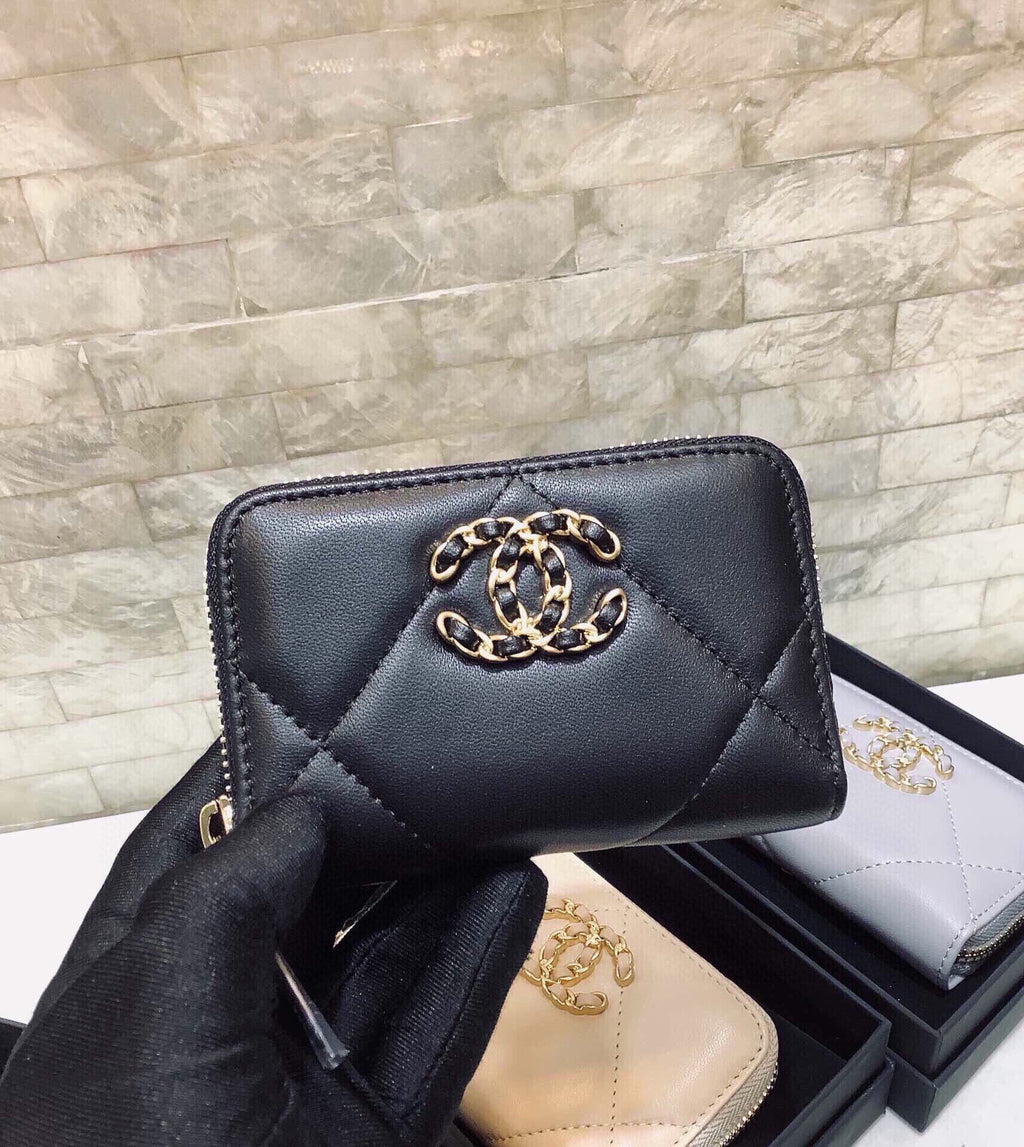 Chanel CHL 19 CARD HOLDER WITH ZIPPER LEATHER BLACK WALLET