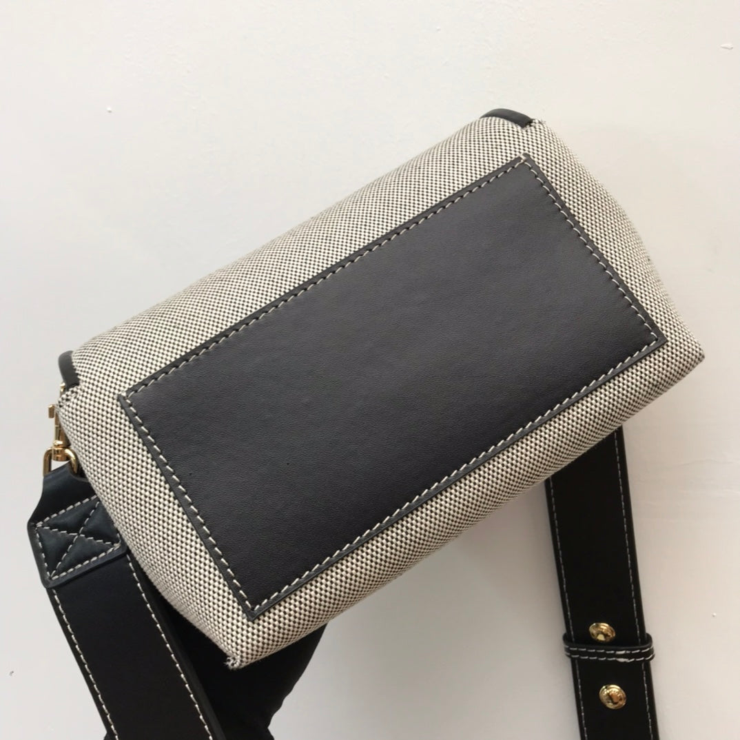 Burberry Horseferry Print Cotton Canvas Small Crossbody Bag For Women, Bags 7.1in/18cm