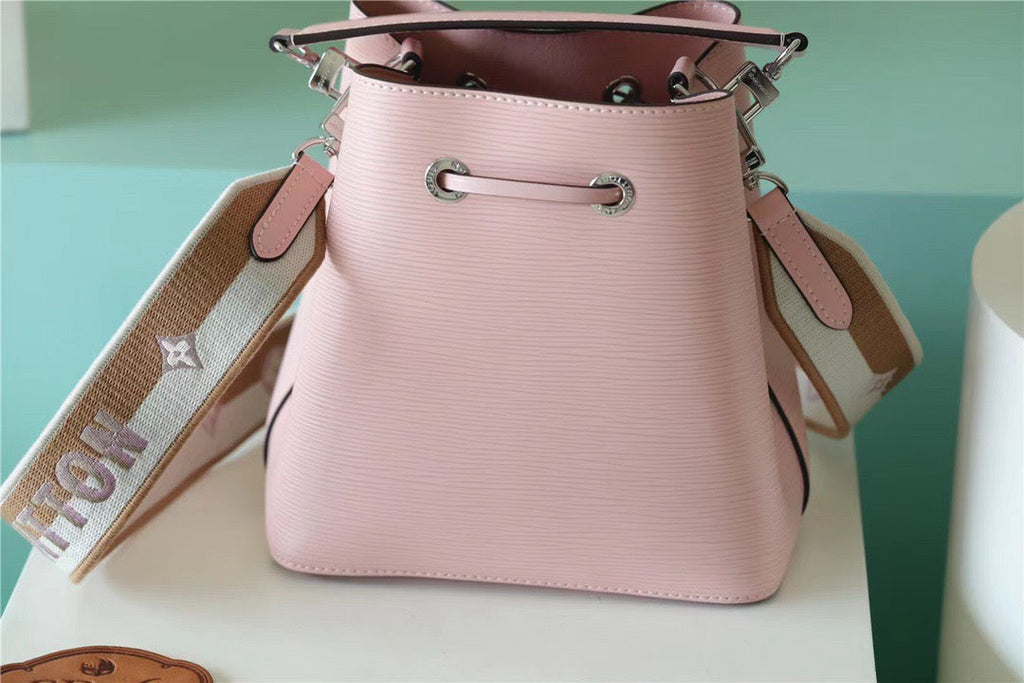 Louis Vuitton NeoNoe Epi Beige For Women,  Shoulder And Crossbody Bags 7.9in/20cm Louis VuittonÃƒâ€šÃ‚Â 
