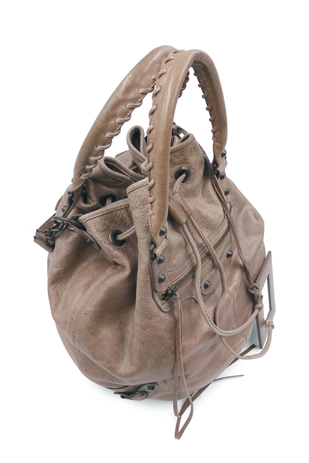 Classic Pompon Bag Noix