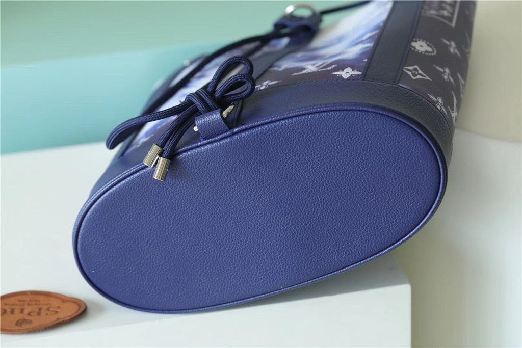 Louis Vuitton Randonee Messenger Monogram Stripes Blue For Men, Bags, Shoulder And Crossbody Bags 10.4in/26cm Louis Vuitton 