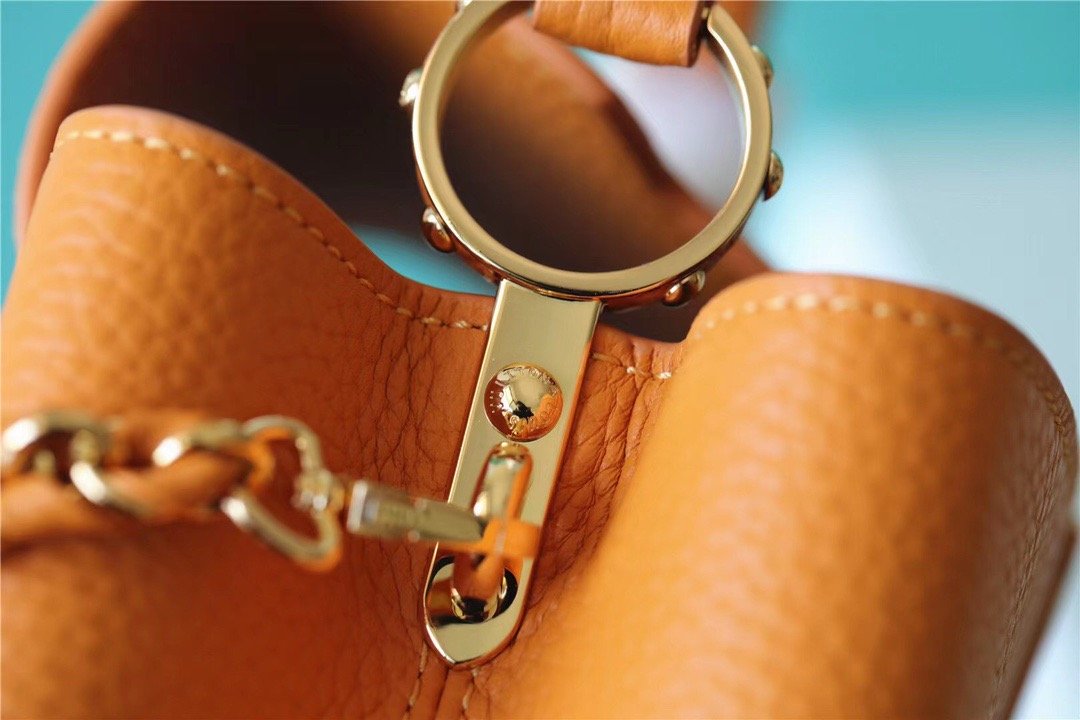 Louis Vuitton Capucines Mini Taurillon Jaune Sunbeam For Women,  Shoulder And Crossbody Bags 21cm/8.3in Louis Vuitton