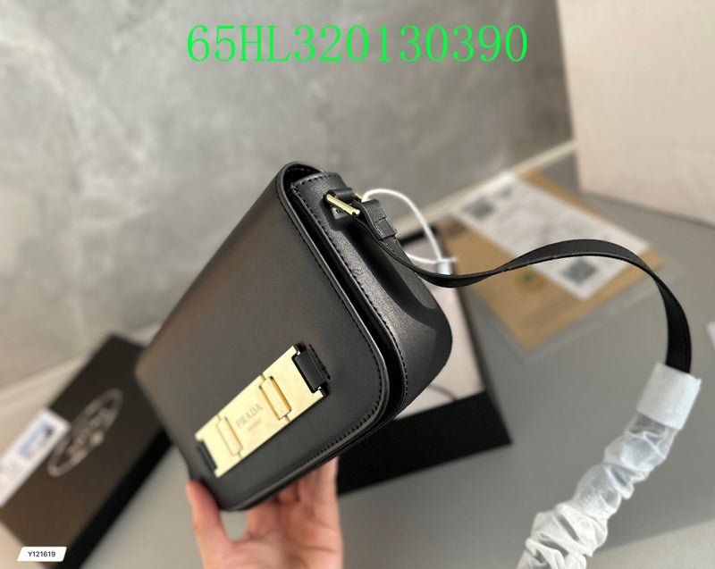 Prada Bags - The Luxera Bags  610