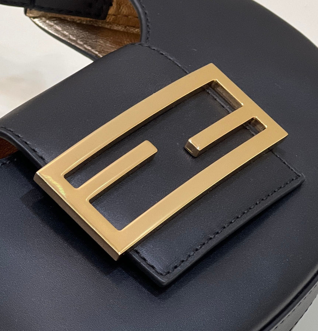 Cookie Black For Women, Women’s Handbags, Shoulder Bags 7.4in/19cm FF 8BS065AAIWF0KUR