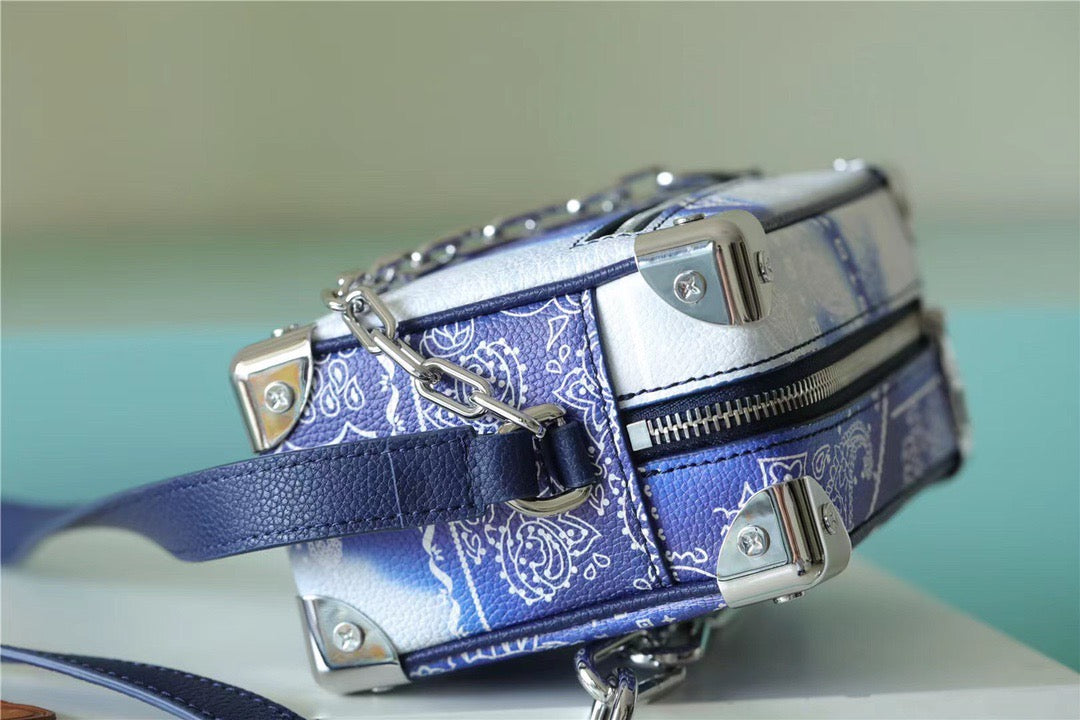 Louis Vuitton Mini Soft Trunk Monogram Bandana Blue For Men, Bags, Shoulder And Crossbody Bags 7.3in/18.5cm Louis Vuitton M20557
