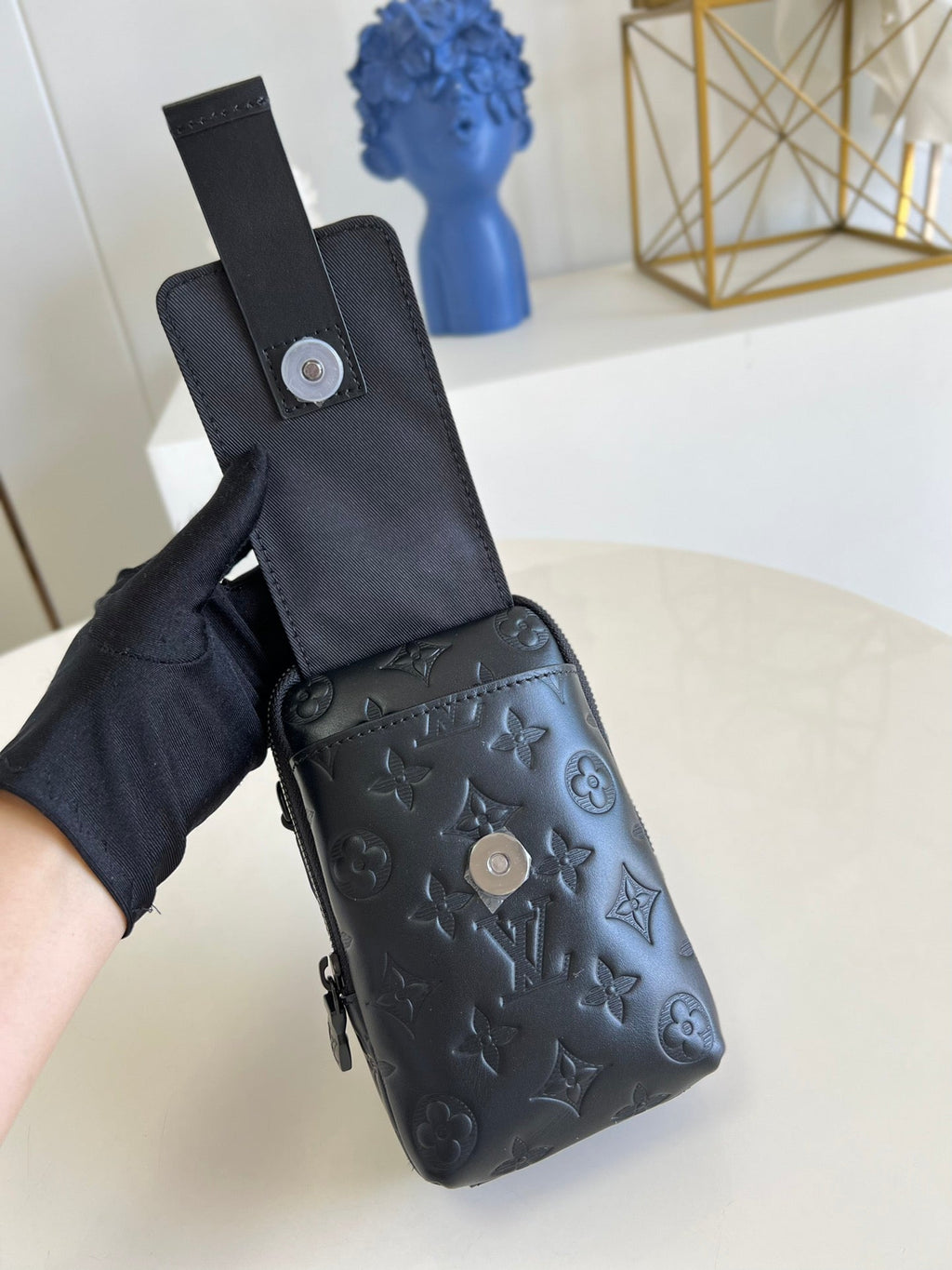 Louis Vuitton GlamIap Double Phone Pouch Monogram Black For Men, Bags, Crossbody Bags 7.1in/18cm Louis Vuitton M81005