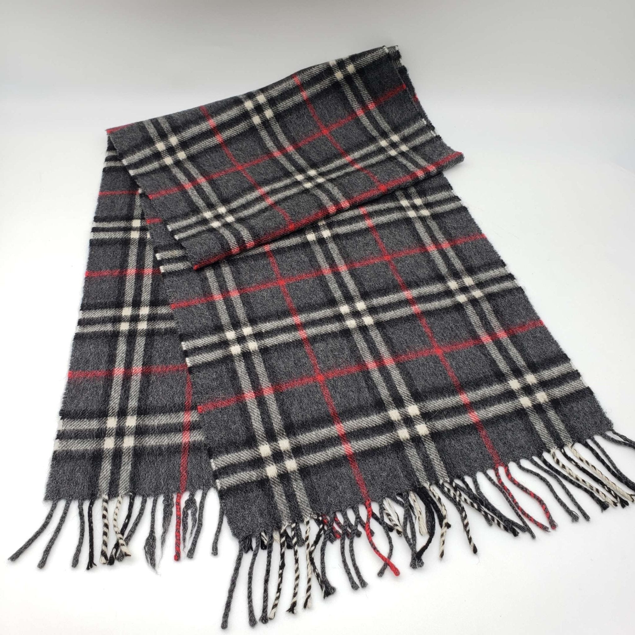 Burberry Classic Scarf 100% Cashmere