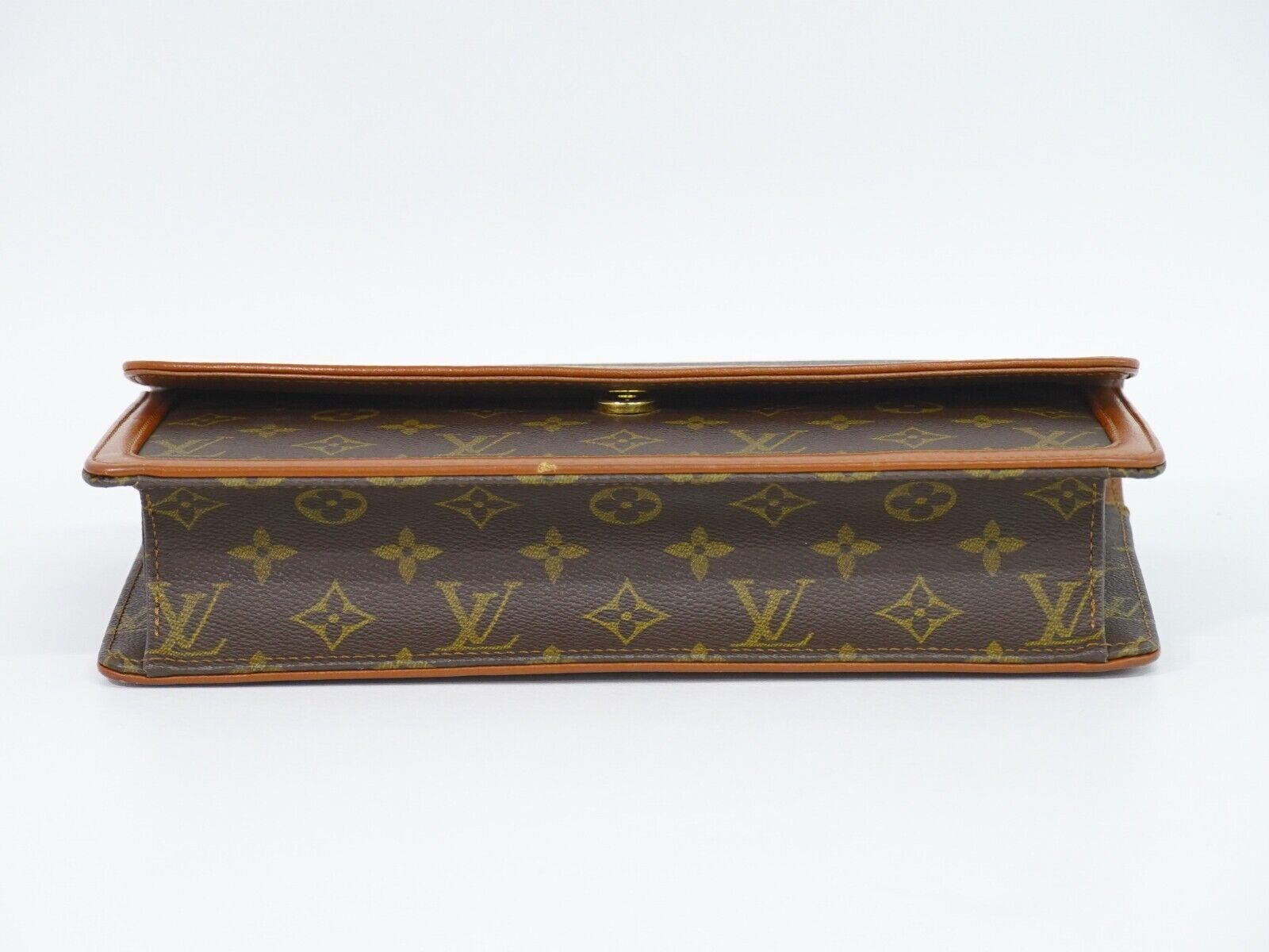 Louis Vuitton Pochette Dame  Canvas Clutch Bag