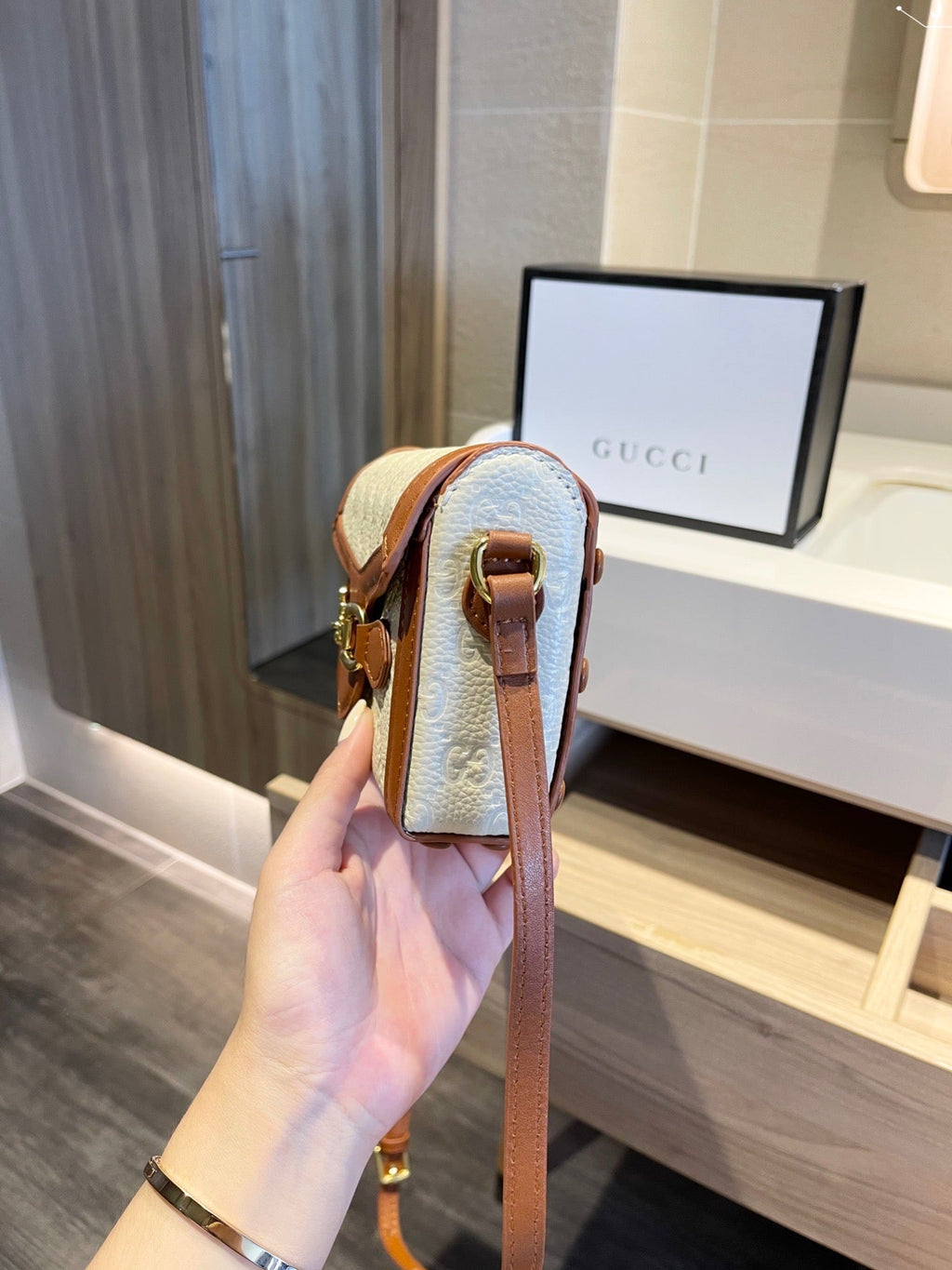 LB - New 1:1 rep  Bags Gucci 330