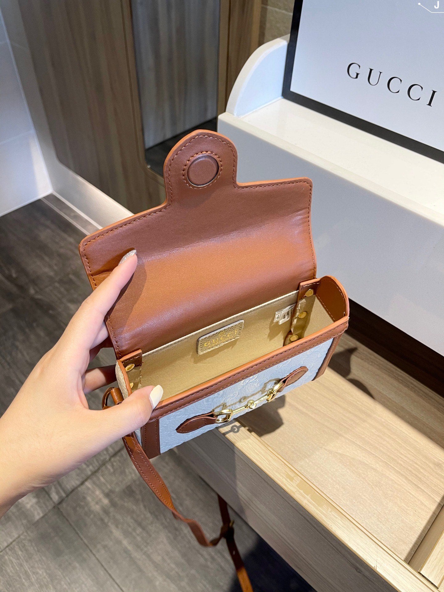 LB - New 1:1 rep  Bags Gucci 330