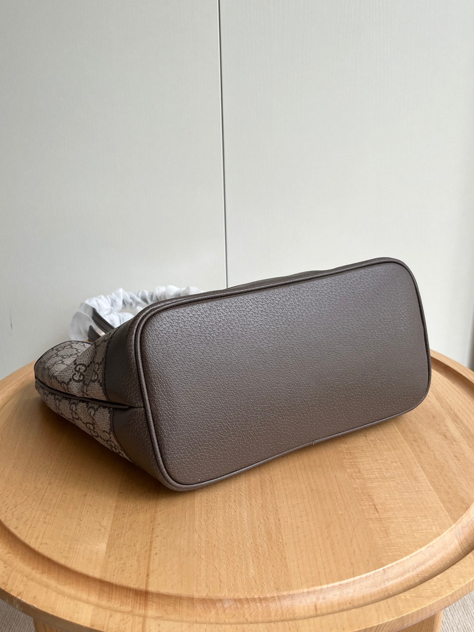 LB - Luxury Bags Gucci 582