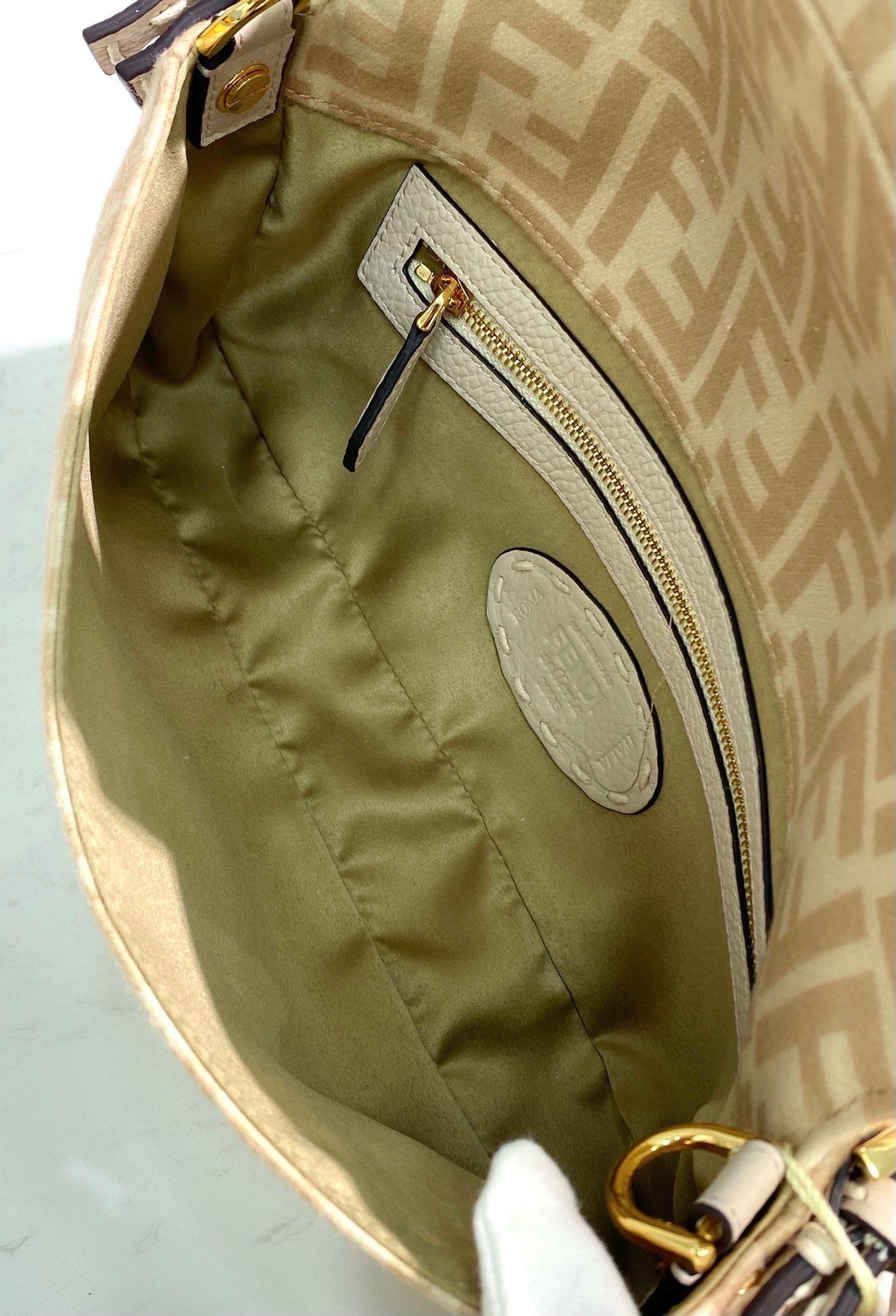 Baguette 1997 Wool Bag Beige For Women, Women’s Handbags, Shoulder Bags 10.6in/27cm FF 8BR792