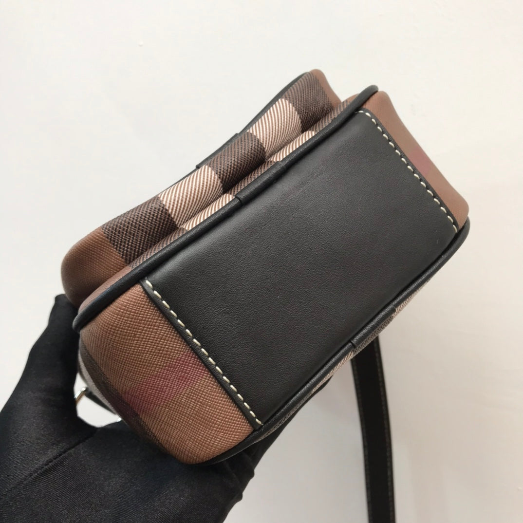Burberry Check And Crossbody Bag For Men, Bags 7.7in/19.5cm 80491181