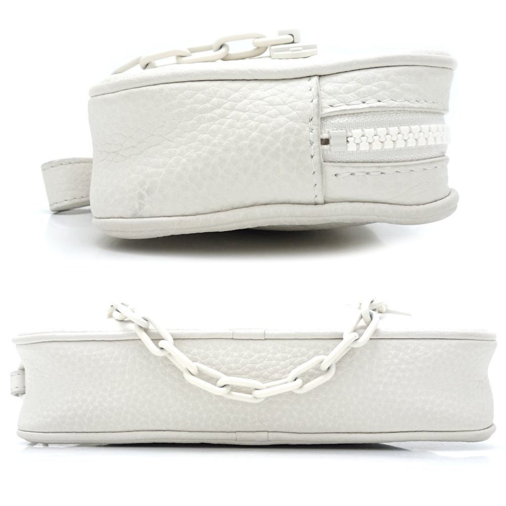 Louis Vuitton Pochette Volga  Leather Clutch Bag