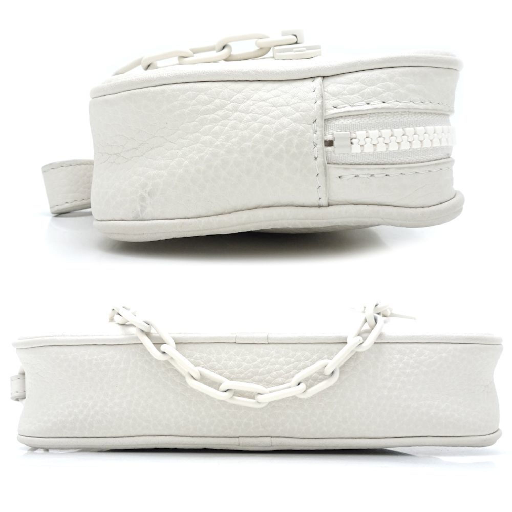 Louis Vuitton Pochette Volga  Leather Clutch Bag