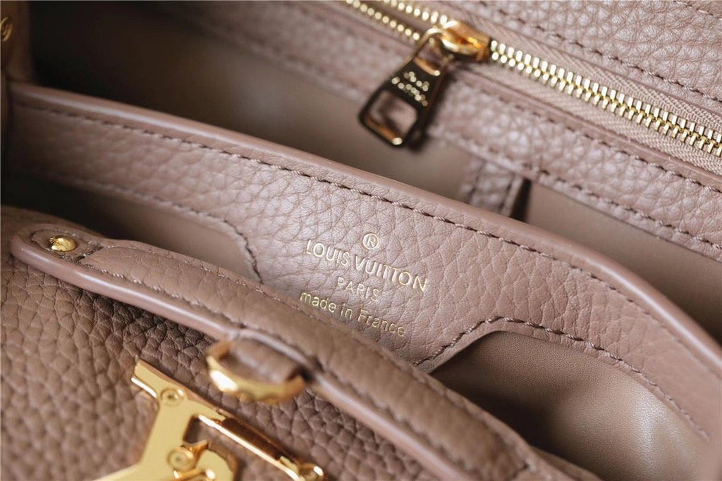 Louis Vuitton Capucines BB Taurillon Light Brown For Women,  Shoulder And Crossbody Bags 26cm/10.6in Louis Vuitton
