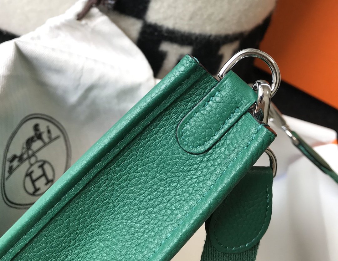 Evelyne 16 Amazone Bag Green With SiLouis Vuittoner-Toned Hardware For Women, Shoulder And Crossbody Bags 6.3in/16cm