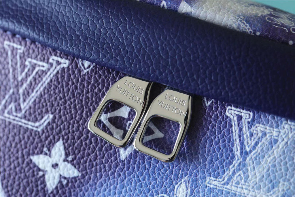 Louis Vuitton GLAMIscovery Bumbag PM Monogram Blue For Men, Bags, Shoulder And Crossbody Bags 17.3in/44cm Louis Vuitton M20587