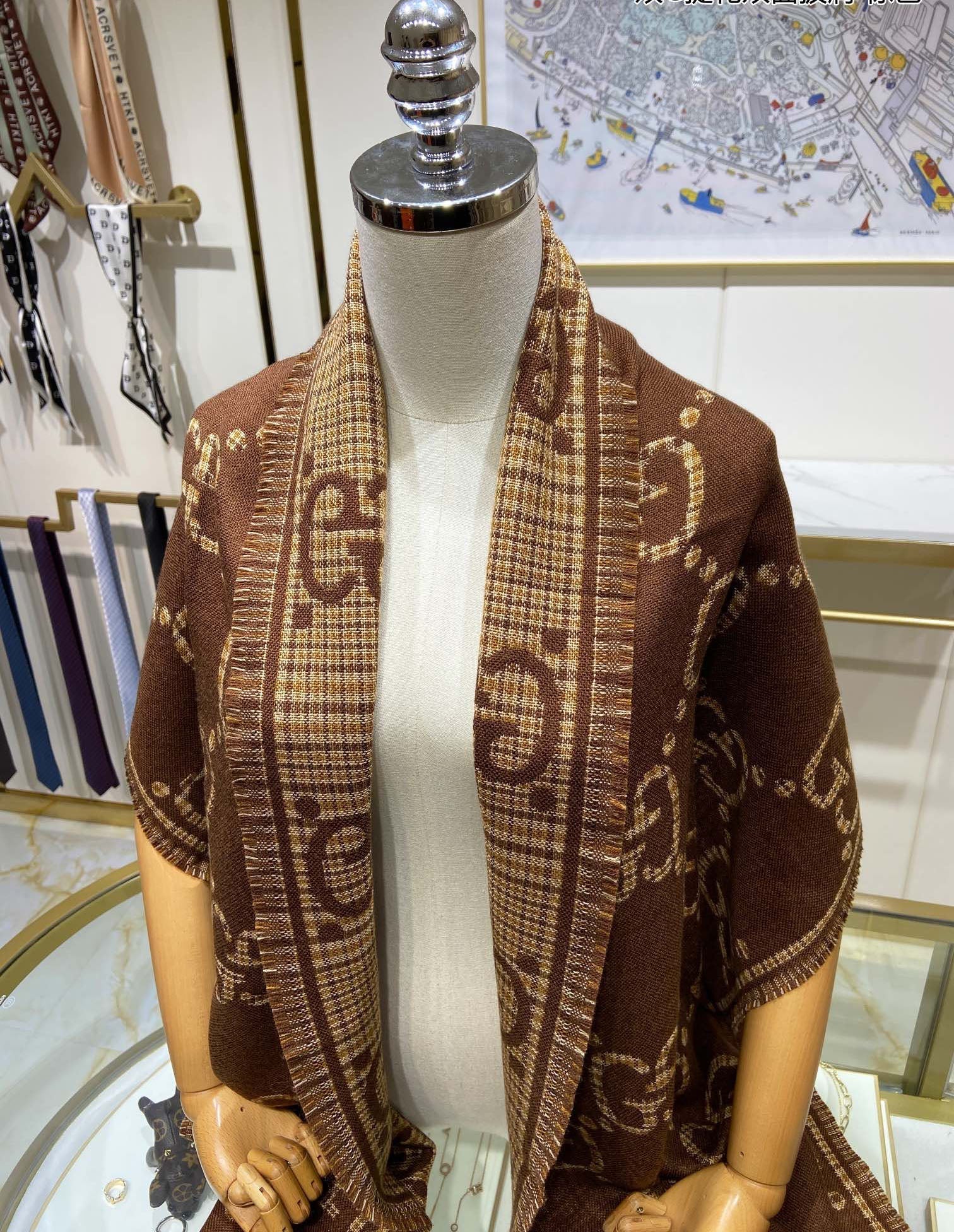 LB - Luxury Gucci Scarf 020