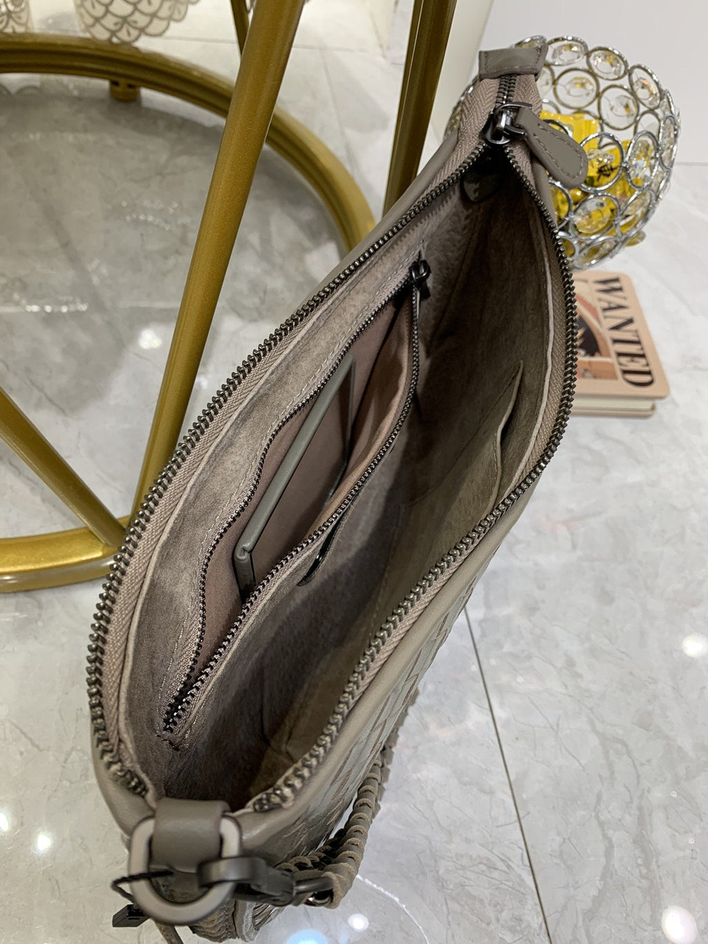 Bottega Veneta Crossbody Bag Cinereous, For Women, Bags 9.4in/24cm