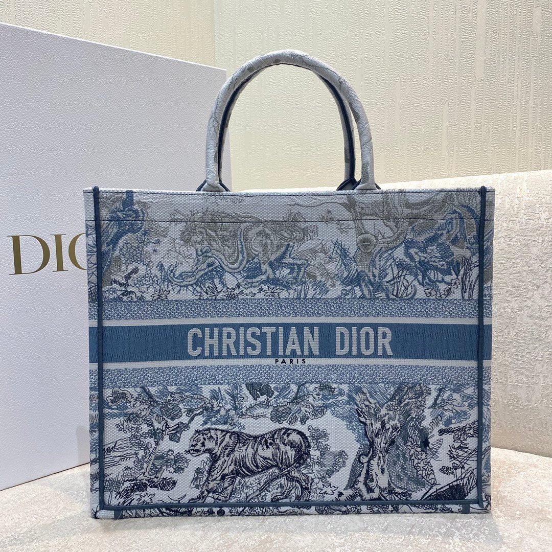 Dior Large Book Tote Blue and White Cornely Embroidery, Blue, For Women Women’s Handbags, Shoulder Bags, 42cm CD M1286ZRGO_M928