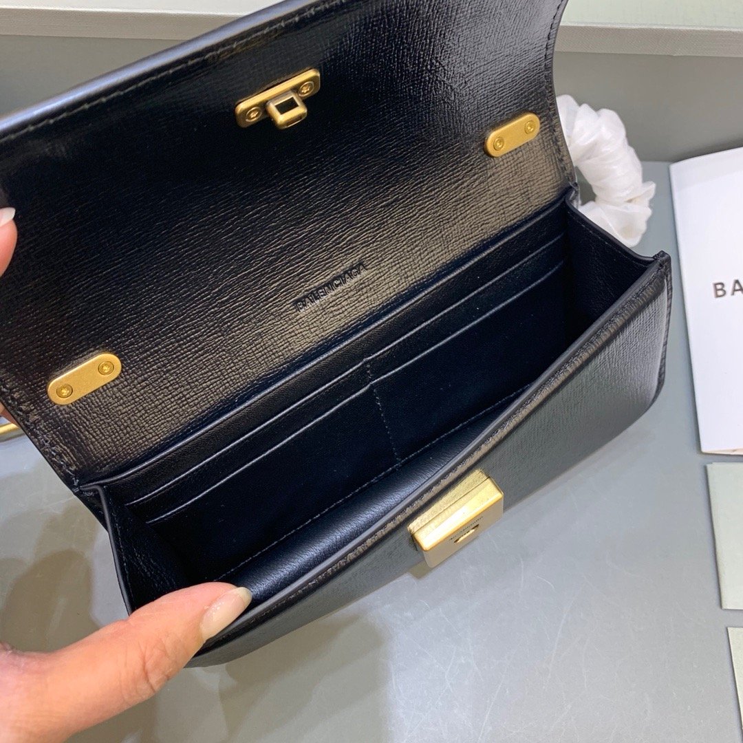 Gossip Small On Chain Shoulder Bag Black, For Women,  Bags 7.4in/19cm