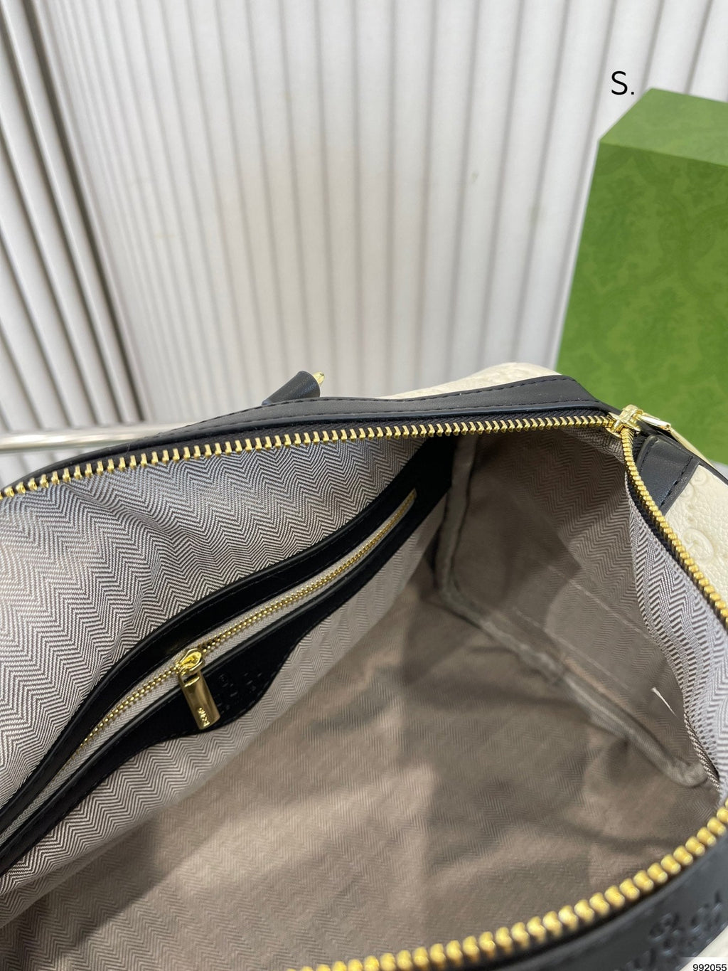 LB - New 1:1 rep  Bags Gucci 537