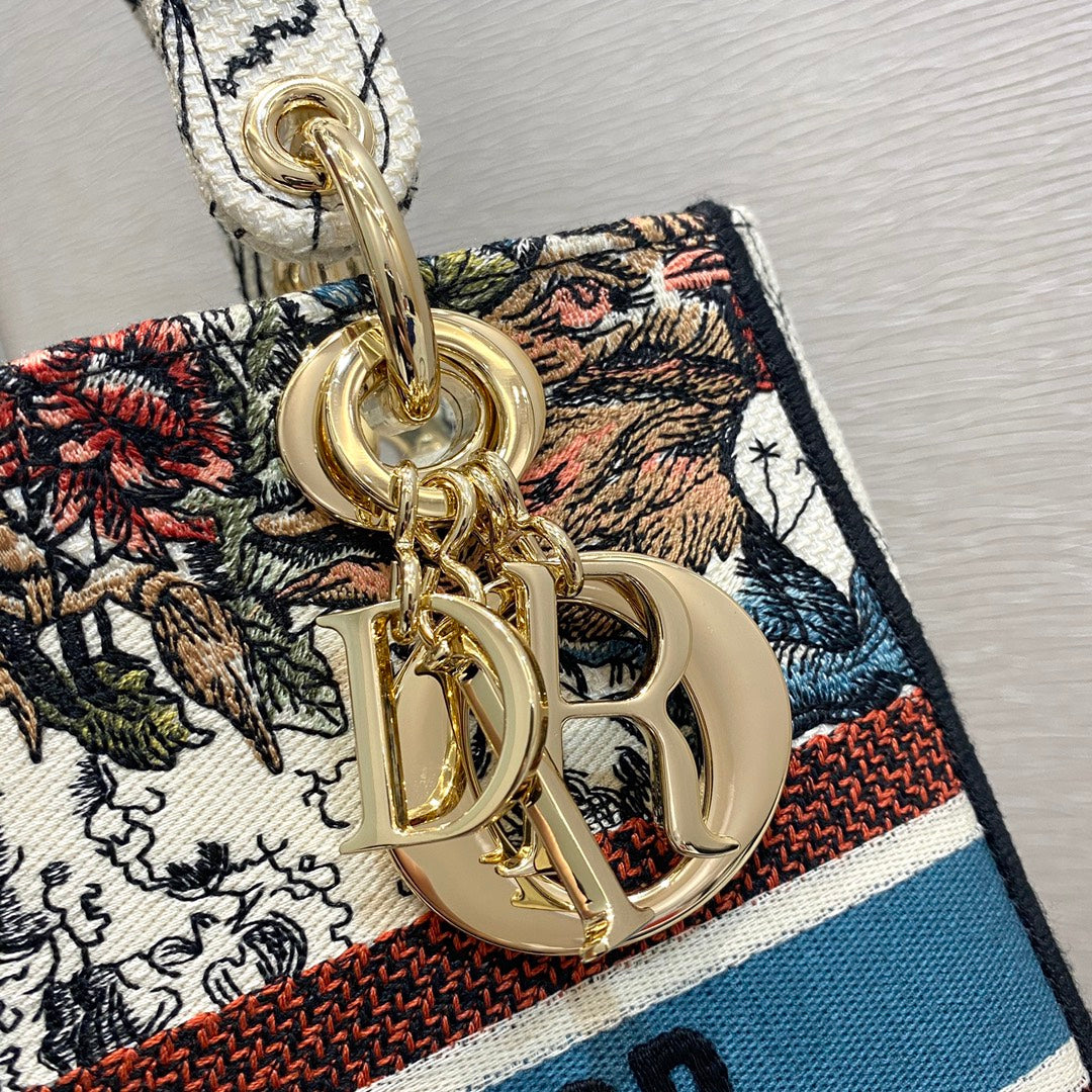 Dior MeDiorum Lady D-Lite Bag Latte Multicolor Constellation Embroidery, Latte Handbags, Crossbody Bags, 24cm CD M0565ORHP_M941