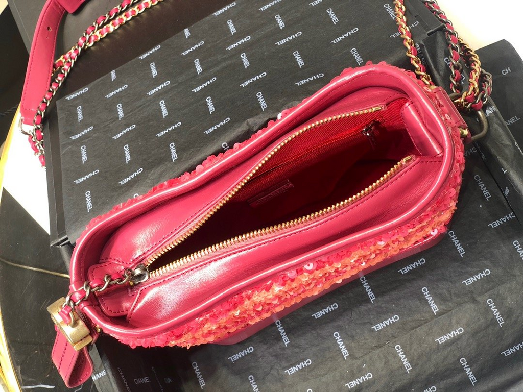 Elite Carryalls