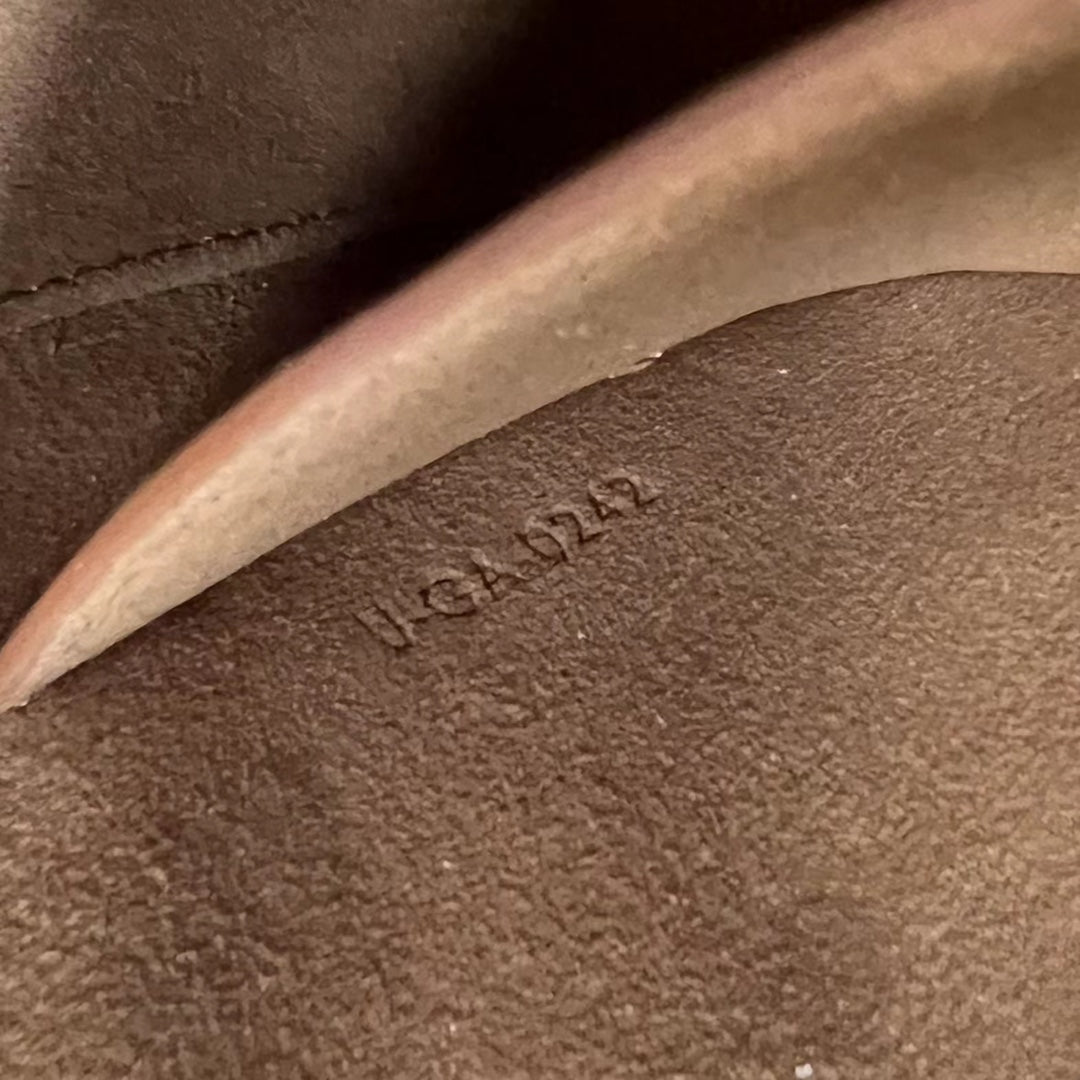 Celine Camera Shoulder Bag Cuir Triomphe Brown For Women 10in/26cm 199183DU3.04LU