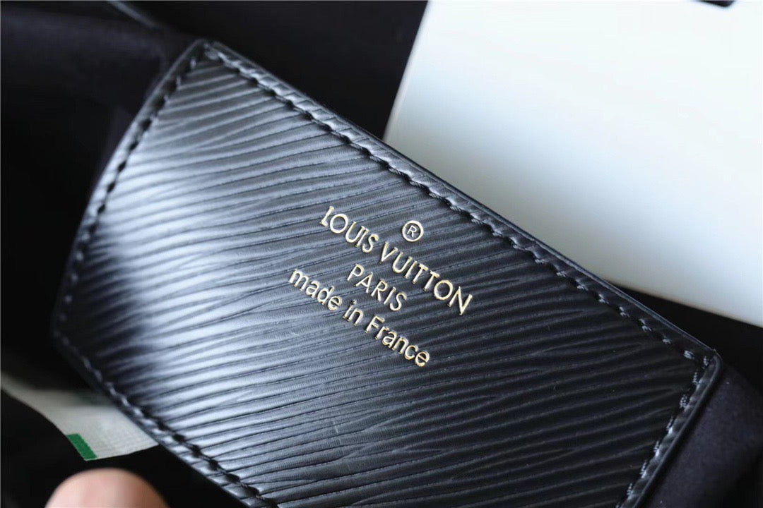 Louis Vuitton Twist MM Epi Black For Women, WomenÃƒÂ¢Ã¢â€šÂ¬Ã¢â€žÂ¢s Bags, Shoulder And Crossbody Bags 9.1in/23cm Louis Vuitton M59887