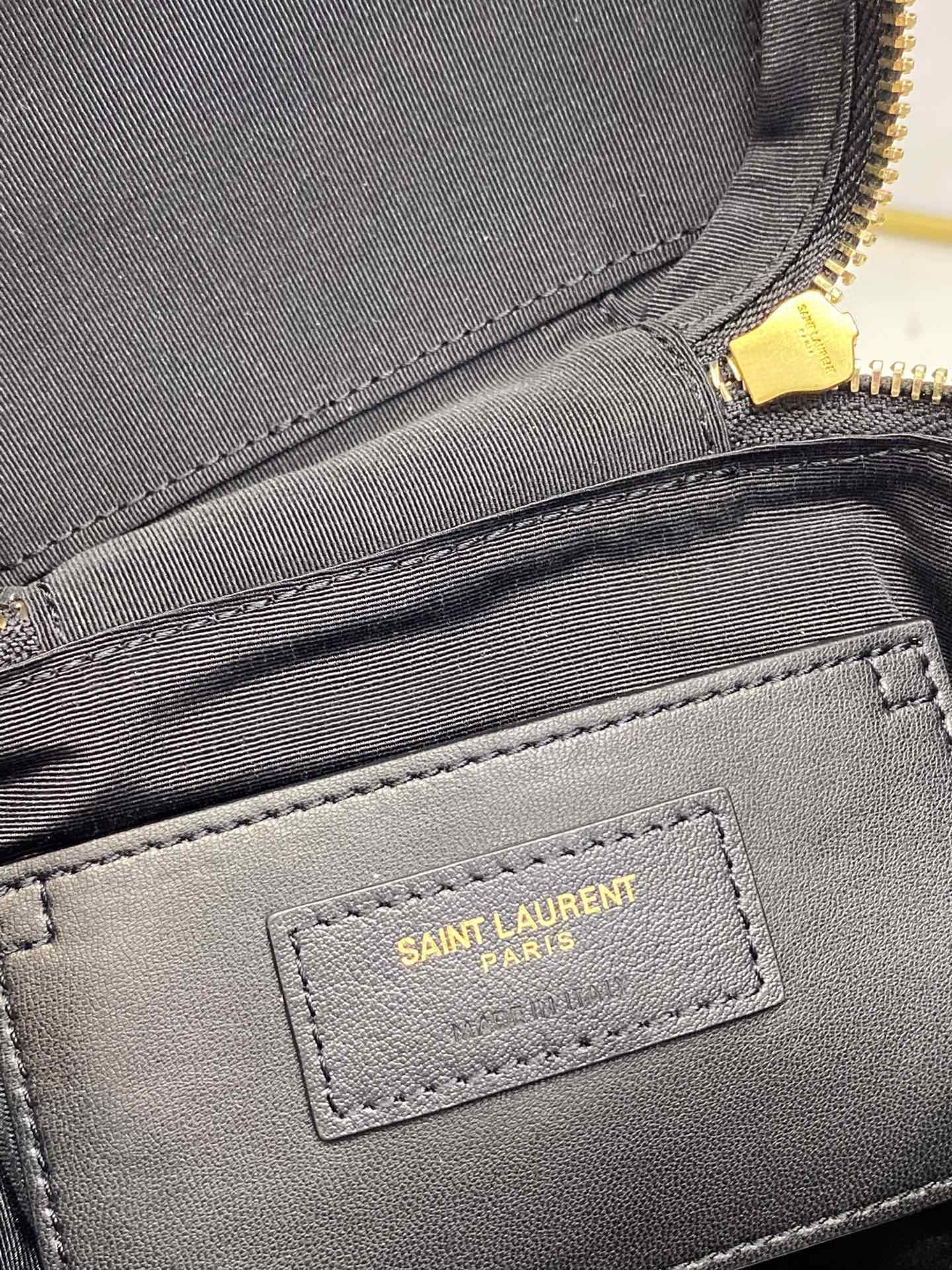 YSSL 80’s Vanity Bag In CarrÃ©-Quilted Grain De Poudre Black For Women 6in/16.5cm YSL 649779DME271000