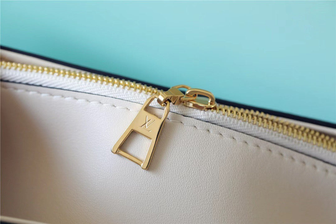 Louis Vuitton Twist MM Epi Beige For Women,  Shoulder And Crossbody Bags 9.1in/23cm Louis Vuitton