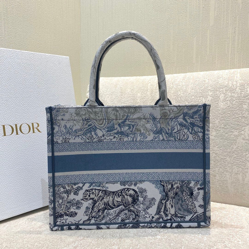 Dior MeDiorum Book Tote Blue Toile de Jouy Reverse Embroidery, Blue, For Women Women’s Handbags, Shoulder Bags, 36cm CD M1296ZRGO_M928