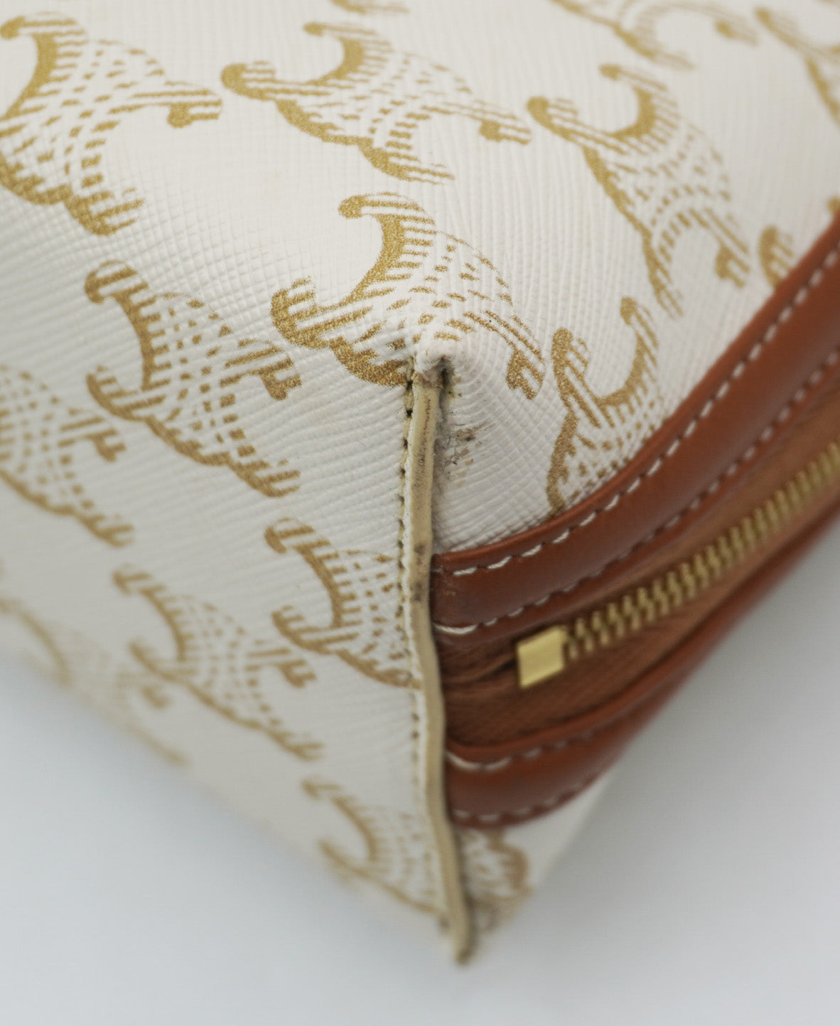 Triomphe Clutch Chain Tan, Multicolor