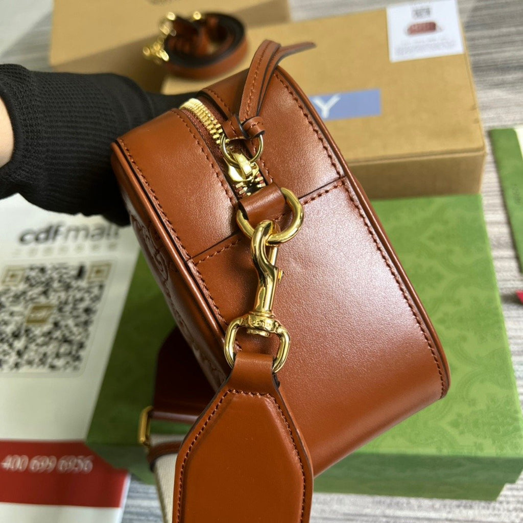 Matelasse Shoulder Bag Red For Women, Women’s Bags 8.5in/22cm 702234 UM8HG 2595