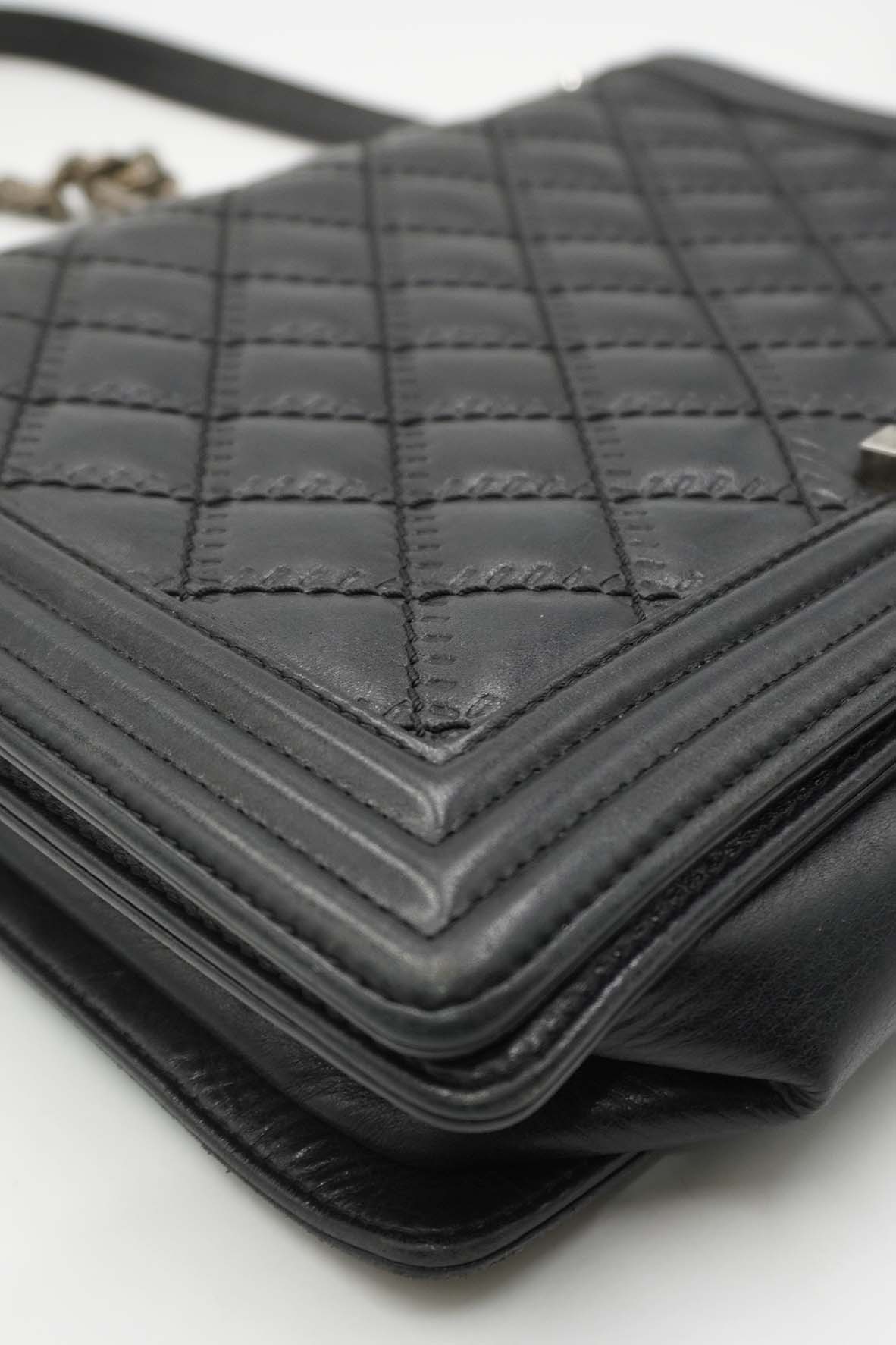 Large Classic Quilted Boy SiLouis Vuittoner Hardware Black