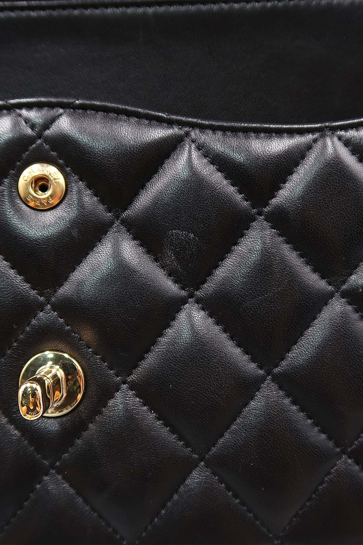 Quilted Lambskin Jumbo Classic Flap Bag with Gold Hardware Black