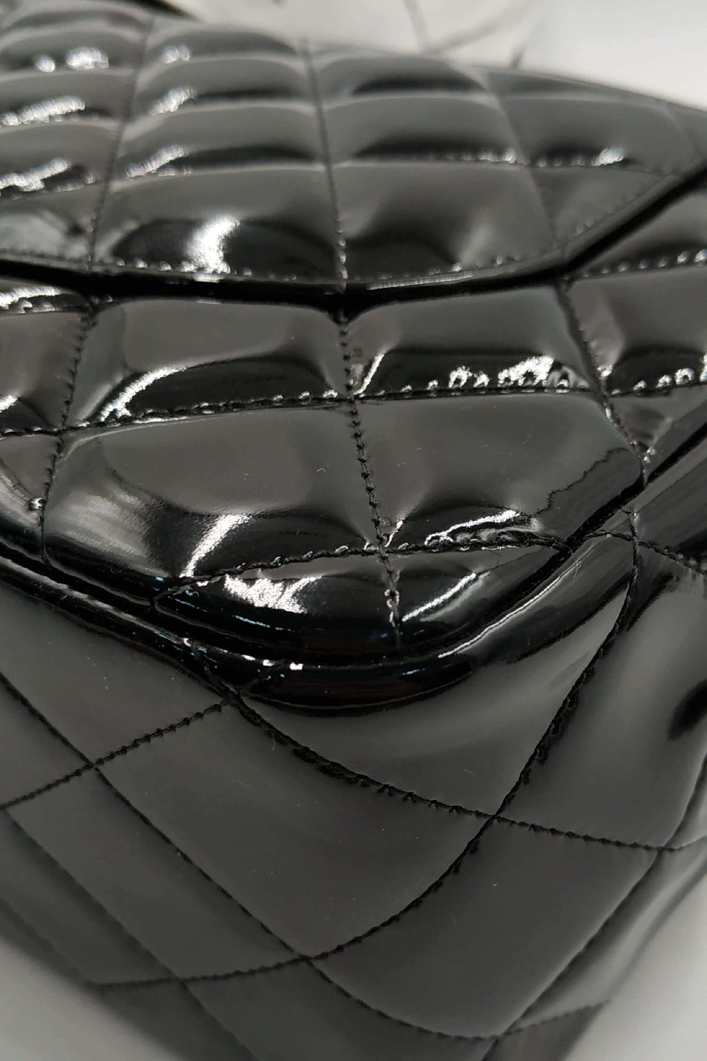 Quilted Patent Jumbo Classic Flap Bag with SiLouis Vuittoner Hardware Black