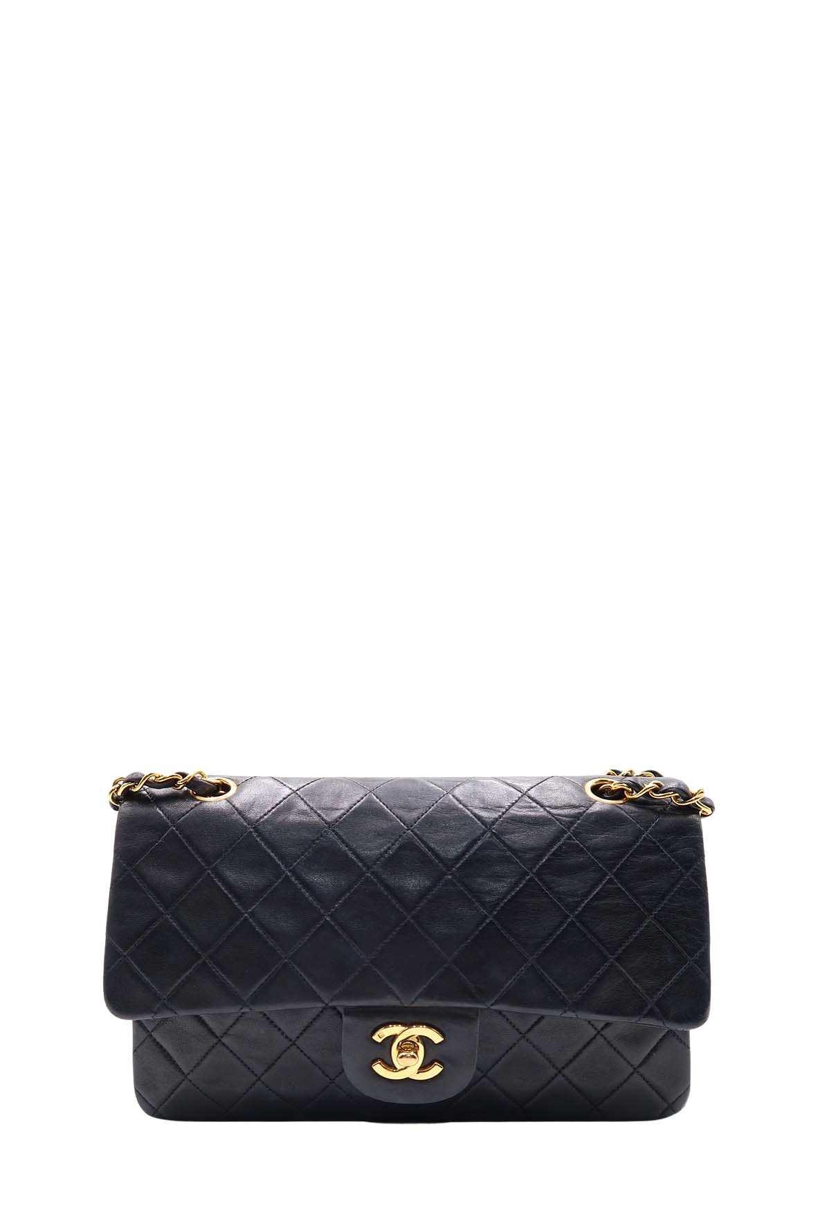 Vintage Quilted Lambskin Classic Medium Flap Bag Black