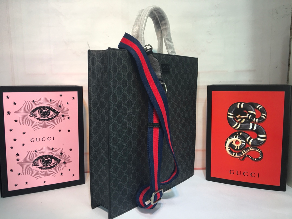 Elite Carryalls