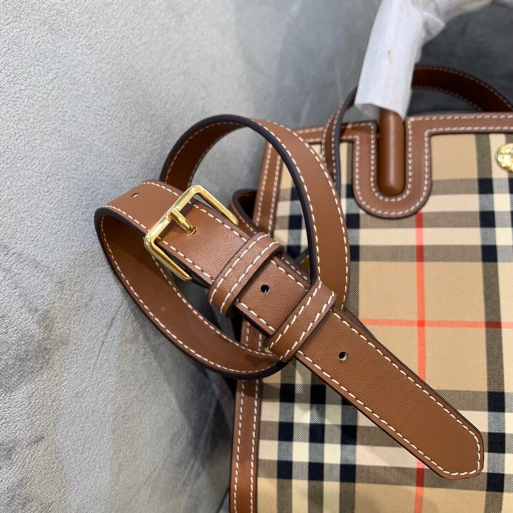 Mini Vintage Archive Beige For Women, WomenÃ¢â‚¬â„¢s Bags, Shoulder And Crossbody Bags 10.2in/ 26cm BUR 80246851